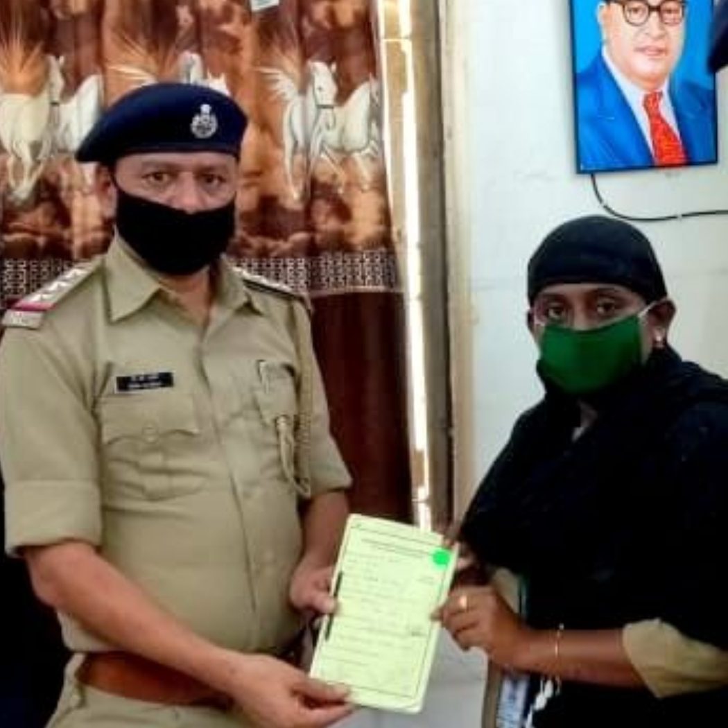 Police Personnel supporting the work of Vihaan team, Alliance India.