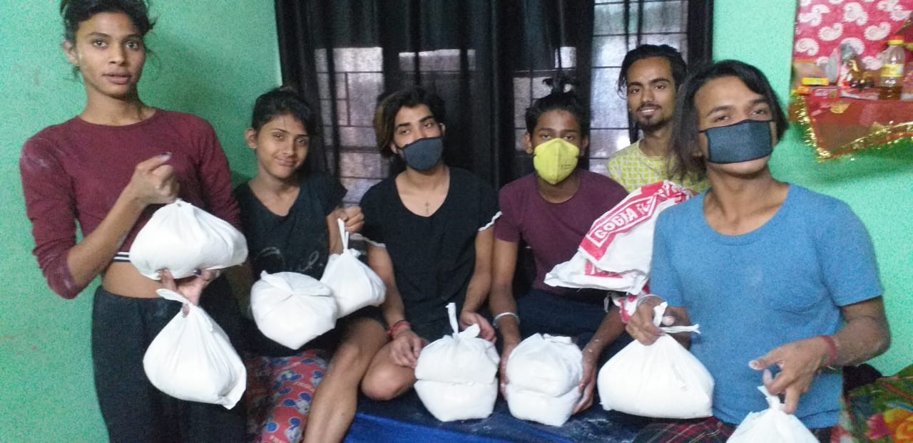 With support from DCP of East Delhi 30 community members receive dry ration